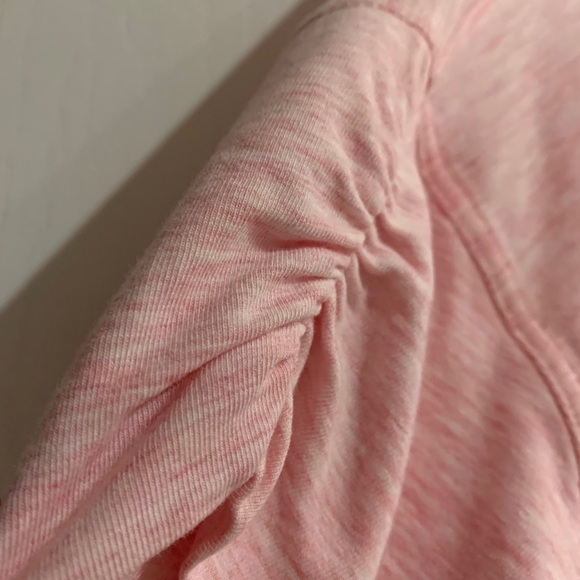 Lululemon shirt - Picture 3 of 4